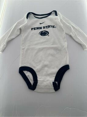 Nike White & Navy Penn State Infant One-Piece Bodysuit Size 6/9M